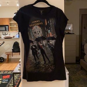 Jonas brothers band tee